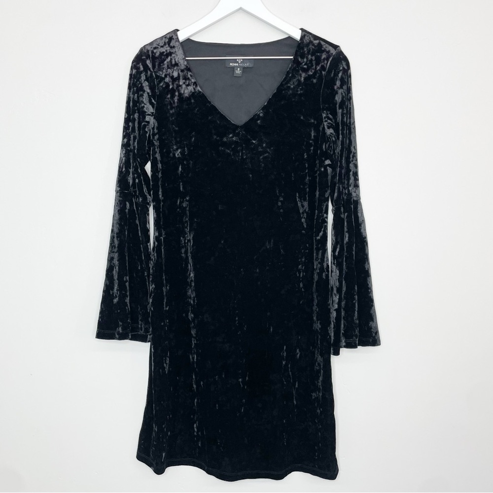 Vintage Ronni Nicole Black Velvet Vneck Long Sleeve Dress Size 6